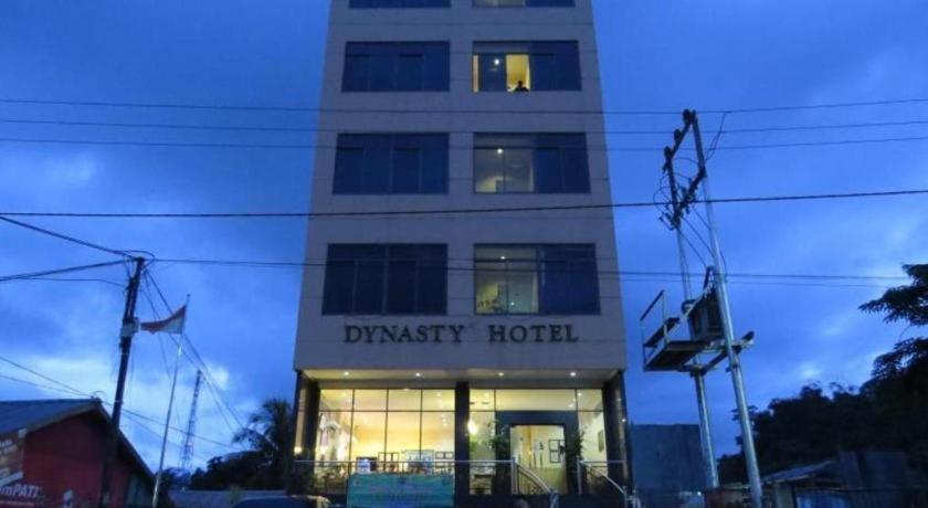 Hotel Dynasty Таракан Экстерьер фото